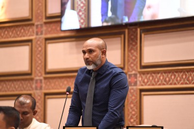 މަޖިލިސް ތަޅުން ބޭނުންކުރަނީ އެމްޑީޕީ އިންތިޚާބު ޕްރޮމޯޓުކުރަން، ލަދުގަންނަންޖެހޭ: ސަނީފް