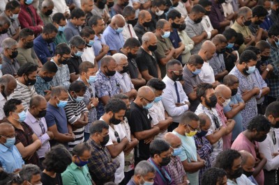 ޖަމާޢަތުގެ ނަމާދު ލުއިކޮށްލުން: ވިސްނަންޖެހޭ ކަމެއް!