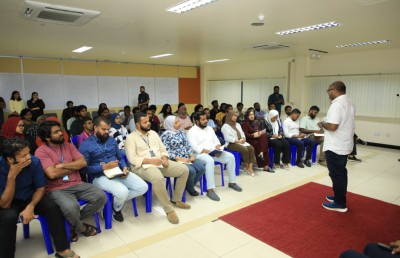 އަތުހަރު ގޮޅީގައި އުޅުނު ގޮތް ފެންނަ ވީޑިއޯ ނޫސްވެރިންނަށް ދައްކައިފި