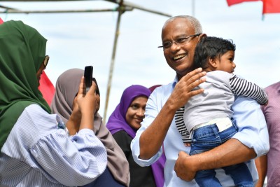 މައިންބަފައިންގެ ފަޚުރަކަށް ދަރިން ހެދޭނީ، ރަނގަޅު ތަރުބިއްޔަތެއް ދެވިގެން: ރައީސް