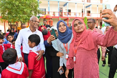 ތައުލީމީ ދާއިރާއަށް އުފާވެރި ދުވަހެއް: ހުރިހާ މުވައްޒަފުންގެ މުސާރަ ބޮޑުކޮށްފި