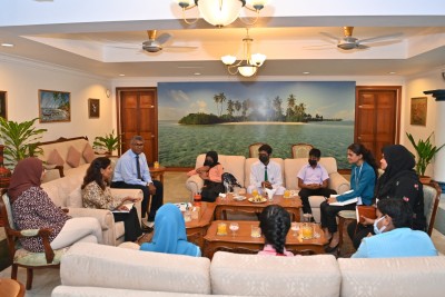 ރައީސުލްޖުމްހޫރިއްޔާގެ އަނބިކަނބަލުންގެ މަސައްކަތް ކުޑަކުދިންނަށް ދައްކާލައިފި