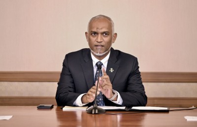 ރޭސިން އަށް ދީފައި އޮތް ހުއްދަ ބާތިލުކޮށް ހަރުކަށި ފިޔަވަޅުތަކެއް!