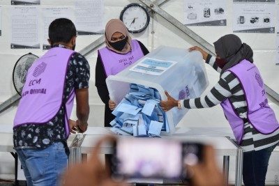 އަންހެނުންގެ ކޮމިޓީގެ ފޯމިއުލާ ބަދަލުކުރަން ޖެހޭ