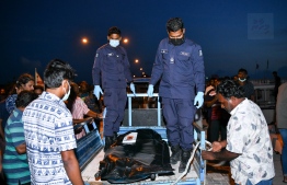 ރަށުން ބޭރު ދެ މީހެއްގެ ސަބަބުން ދަނގެތީގެ ނަން ޚަރާބު!