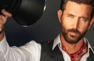 ދެ އަހަރު ފަހުން ރިތިކް ފިލްމީ މަސައްކަތަށް