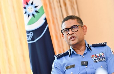 މި ސިކު މީހުން ކުޑަކުދިން ވެސް ދޫނުކުރި، ފިތްކަނޑައިގެންދާ ވަރުވޭ!