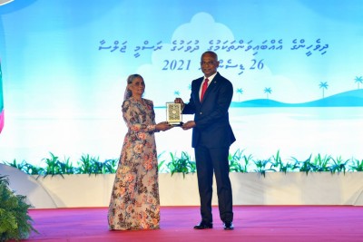 ދައުލަތަށް ޚިދުމަތް ކުރުމުގެ އިނާމަށް ނަން ހުށަހެޅުމުގެ ފުރުސަތު ހުޅުވާލައިފި