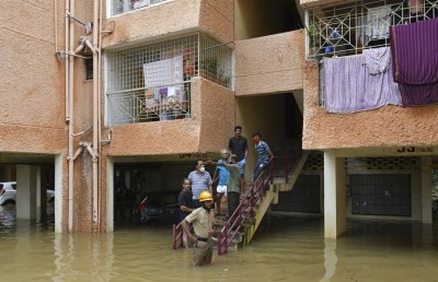 ބޯކޮށް ވާރޭވެހި ބެންގަލޫރު "ފެނުއަޑީގައި"