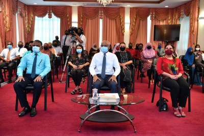 ރައީސްގެ ހާއްސަ ސްކޮލާޝިޕަށް ކުރިމަތިލުމުގެ ފުރުސަތު ހުޅުވާލައިފި