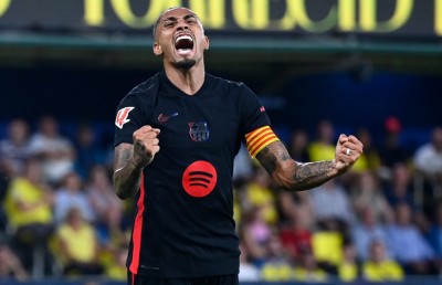 ބާސާ އަށް ބޮޑު މޮޅެއް، އެކަމަކު ކީޕަރަށް ސީރިއަސް ހާނިއްކައެއް