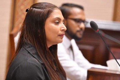 ސުކޫލުތަކުގައި ނަމާދުކުރުމަކީ ހަރުކަށިކަމެއްކަމަކަށް ނުދެކެން: މިނިސްޓަރު