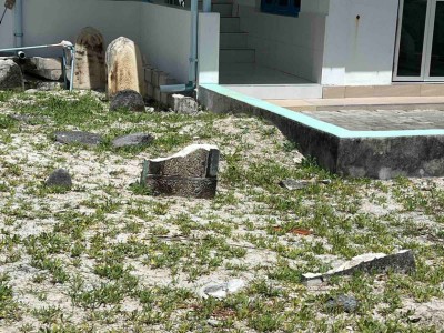 ފުވައްމުލަކު ހުކުރު މިސްކިތު ގަބުރަސްތާނުގެ ދުވަސްވީ މަހާނަ ގާތަކަށް ބަޔަކު ގެއްލުން ދީފި
