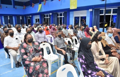 ޒުވާނުން ވަޒީފާގެ ފުރުސަތުތަކުގެ ބޭނުން ހިފަންޖެހޭ: ރައީސް