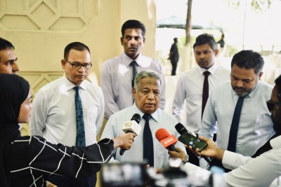 ކުޑަވެސް ފުރުސަތެއް ލިބިއްޖެ ނަމަ މަޖިލީހުގެ ރައީސް ކަމުން ނަޝީދު ވަކި ކުރާނަން: މައިނޯރިޓީ ލީޑަރު