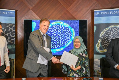 އިންޓަގްރޭޓެޑް ޓޫރިޒަމް ޕްރޮޖެކްޓަކަށް ބަދަލުކޮށް، ފްލޯޓިން ސިޓީގެ އިތުރު އެއްބަސްވުމެއްގައި ސޮއިކޮށްފި