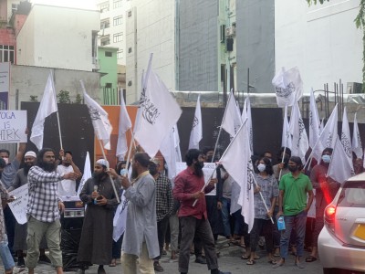 ޔޯގާ ދުވަހުގެ ހަމަނުޖެހުން: ޕީޕީއެމްއިން ހަމަލާ ކުށްވެރިކޮށް، ދިދަތައް ދިންތޯ ބަލަނީ