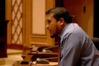 ޕެންޝަން އޮފީހުގެ ބޯޑުގެ ޗެއާޕާސަންކަމަށް ކުރީގެ ފިނޭންސް މިނިސްޓަރު އިނާޒް