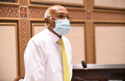 މިނިސްޓަރު ނަސީމް އާލާސްކަންފުޅާ އުޅުއްވާތީ ސުވާލު ކުރުން ފަސްކޮށްފި
