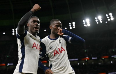 އެކަކު މަދުކޮށް ކުޅެ ޓޮޓެންހަމް އިން ފުރަތަމަ މެޗު ކާމިޔާބުކޮށްފި