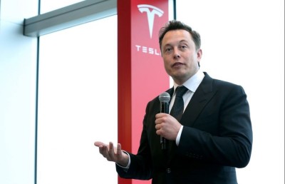 ޓެސްލާ ޓްރިލިއަން ޑޮލަރުގެ ކުންފުންޏަކަށް ވެއްޖެ