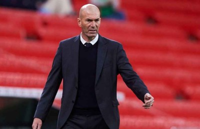 ޔުނައިޓެޑްގެ ވަޒީފާއަށް ޒިދާންގެ ޝައުގުވެރިކަމެއް ނެތް