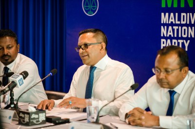 ސަރުކާރުން ޔޯގާ އިވެންޓު ބޭއްވީ އާއްމުންގެ ސަލާމަތަށް ވިސްނާލުމެއްނެތި: އެމްއެންޕީ