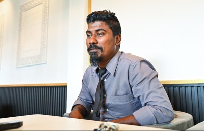 ޑޭވިޑް: ވޭމަންޑުއަށް ފުޓްބޯޅަ ދިރުން ގެނެސްދީފި