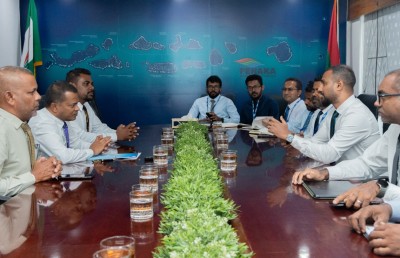 އައްޑޫގެ އާ އިންޖީނުގެ އަޅަން އިތުރަށް ބޭނުންވާ ބިން ހަމަޖައްސަން މަޝްވަރާތައް ފަށައިފި