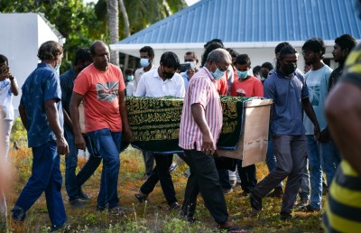 މަހްމޫދަށް ދެ ވަޅިން ހަމަލާދިން، ހަށިގަނޑު އުފުލީ ސާލިމްގެ ކޮނޑުގައި