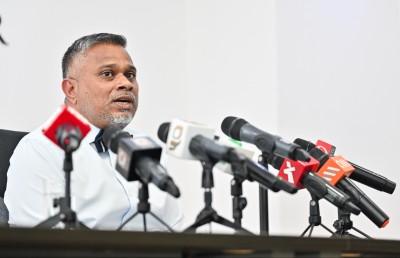 ކުރީގެ ޕީޖީގެ ނިންމުންތައް އަމިއްލައަށް އިސްނަގައިގެން ރިވިއު ކުރުމުގެ ވިސްނުމެއް ނެތް: އައްބާސް