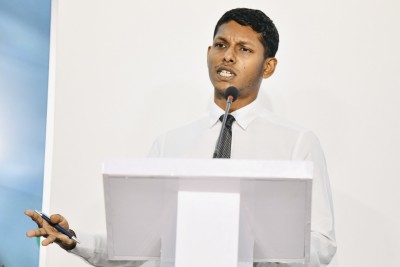 ކައުންސިލުތައް ތިބީ ސަރުކާރު ކުންފުނިތަކުގެ ދަށުވެފައި ކަމަށް އެމްޑީޕީގެ ކައުންސިލަރަކު ވިދާޅުވެއްޖެ