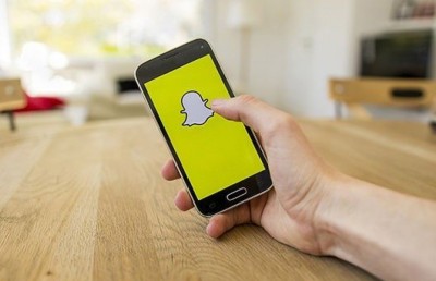 ފޭސްބުކަކީ މުޖުތަމައުގެ ހަލާކު: ސްނެޕްޗެޓްގެ ސީއީއޯ