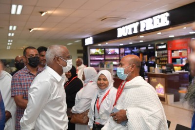 ދިވެހި ޙައްޖާޖީންގެ އެންމެ ފަހު ގުރޫޕާ ރައީސް ބައްދަލުކުރައްވައި އަލްވަދާއު ވިދާޅުވެއްޖެ