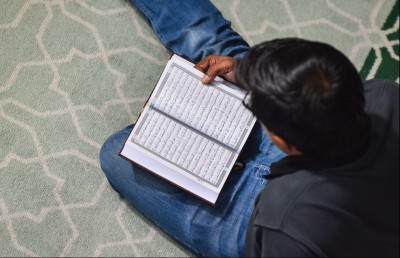 ގުރުއާން ކޯސްތަކުގައި ހުންނަ ޖެހޭ "މިނިމަން ސްޓޭންޑަޑެއް" ކަނޑައަޅައިފި