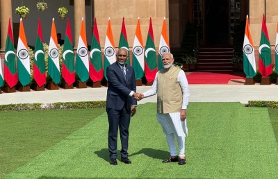 ރައީސް މުއިއްޒު އަށް އިންޑިއާއިން ރަތްދޫލައިގެ މަރުހަބާއެއް