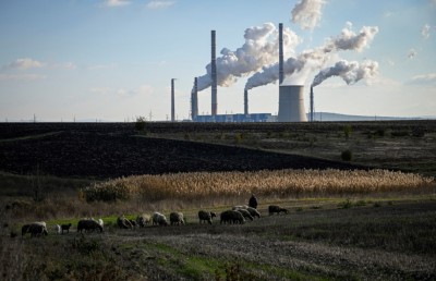 ޗައިނާ އެމެރިކާ އަށް: ހުސް އަނގަ ނުތަޅާ އަމަލުން ދައްކާ