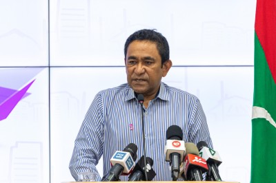 އާރަށު މައްސަލައިގައި ހެކިންނަށް ނުފޫޒު ފޯރުވާކަމަށް ބުނެ ކުރި ތުހުމަތުތައް ރައީސް ޔާމީން ދޮގުކުރައްވައިފި