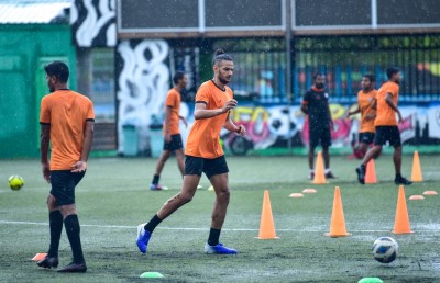 ޒުވާން ކުޅުންތެރިން ހޯދަން އީގަލްސްއިން ބާއްވާ ޓްރަޔަލް މިއަދު