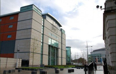 އަވައްޓެރިއެއްގެ ފެންގަނޑަކުން ވަގަށް މަސް ނެގި މީހަކު ހަތަރު މަހަށް ޖަލަށް