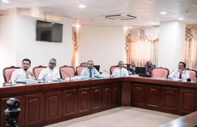 ނަފްރަތު އުފެއްދުމާއި ދީނަށް ފުރައްސާރަކުރުން ތަފްސީލްކޮށް ކޮމިޓީން ބިލް ފާސްކޮށްފި