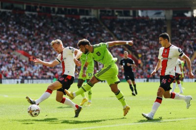 ރޮނާލްޑޯ ބެންޗުގައި ބައިންދައިގެން ކުޅުނު ދެވަނަ މެޗުން ވެސް ޔުނައިޓެޑަށް މޮޅެއް