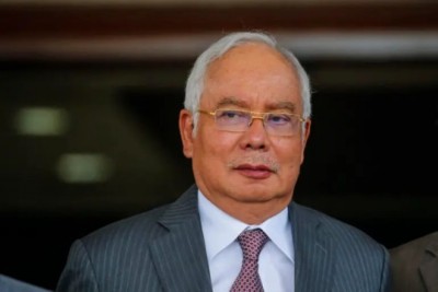 ޝާހީ މައާފަކުން ނަޖީބު ރައްޒާގު 12 އަހަރުގެ ޖަލު ހުކުމުން ސަލާމަތްވެ ވަޑައިގަތުމުގެ ފުރުސަތު ވަރަށް ބޮޑު