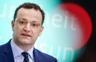 ކޮވިޑް ވެކްސިން ޕާސްޕޯޓް ފޯޖްކުރާ ނަމަ ޖަލަށްލެވޭ ގޮތަށް ޖަރުމަނުން ގާނޫނެއް ހަދަނީ