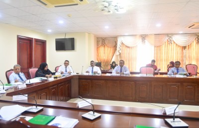 މަޖިލީހުގެ ރައީސްގެ ގެކޮޅުގެ މުވައްޒަފުންގެ މައުލޫމާތު ސިއްރުކުރަން 241 ކޮމިޓީން ފާސްކޮށްފި