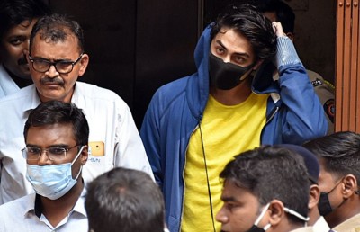 ޝާހްރުކްގެ ދަރިފުޅު ފްރޭމްކުރީ ކަމަށް ހެކިބަސް ދިން މީހަކު ބުނެފި