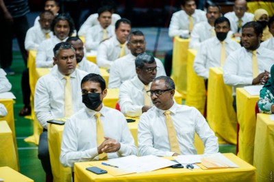 އެމްޑީޕީގެ ކޮންގްރެސް ފަސްކޮށްދޭން އާޒިމް އެދިއްޖެ