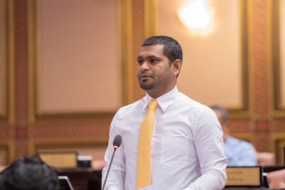 މާލެއާއި އަތޮޅުތެރޭގެ ވިޔަފާރިތަކުގެ ކަރަންޓް ބިލް ކުރުމުގައި ތަފާތު ކުރާތީ ގަރާރެއް ހުށަހަޅައިފި