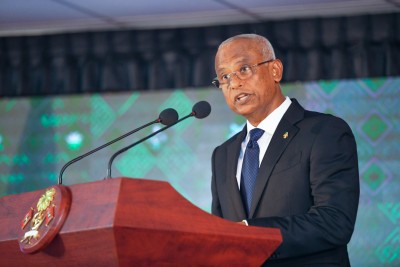 ކަރެކްޝަންސްގެ މުވައްޒަފުންނަށް ވެސް ބޯހިޔާވަހިކަން ހަމަޖައްސައިދޭނަން: ރައީސް