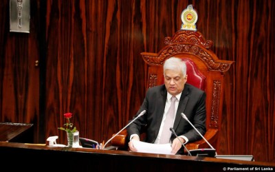 ބޭރުގެ ލޯނަށް ބަރޯސާވެގެން ސްރީލަންކާއަށް ރަނގަޅު އިގުތިސާދެއް ބިނާ ނުކުރެވޭނެ: ރަނިލް